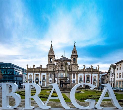 centro de Braga com letras